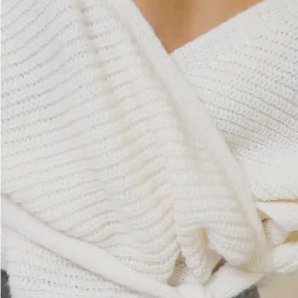 Cream Cable Knit Sweater - Picture 7 of 9